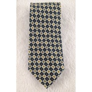 Hugo Boss BOSS Men's 100% Silk Tie Italy Geometric Diamond Pattern Necktie